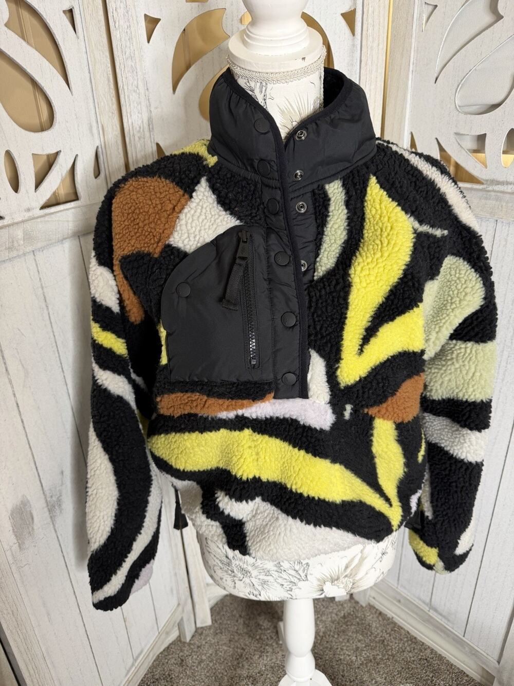 Free People Hit The Slopes Printed Pullover Peruvian Walnut Combo Jacket Size XS